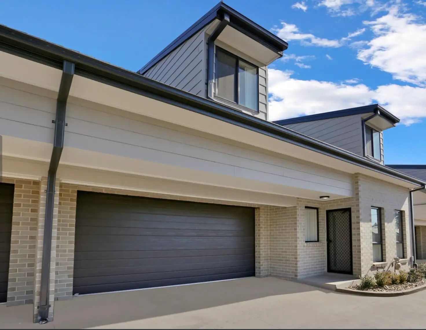 Main view of Homely townhouse listing, 2/172 Canberra Street, St Marys NSW 2760