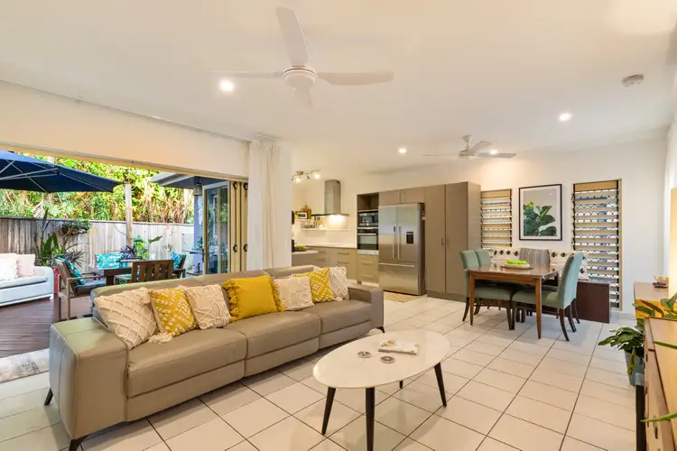 2/352-354 Port Douglas Road, Port Douglas QLD 4877