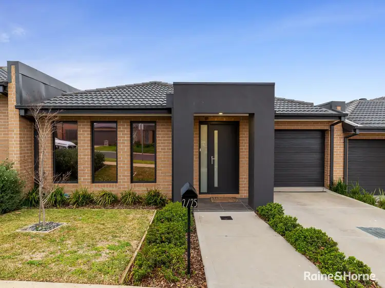 2/25 McCosker Street, Sunbury VIC 3429