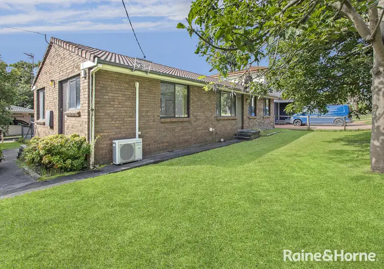 2 Oxley Avenue