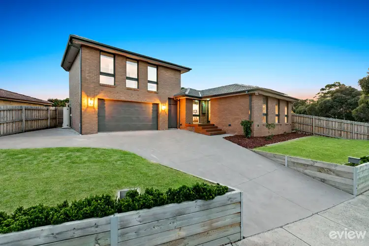 73 Dunsterville Crescent, Frankston VIC 3199