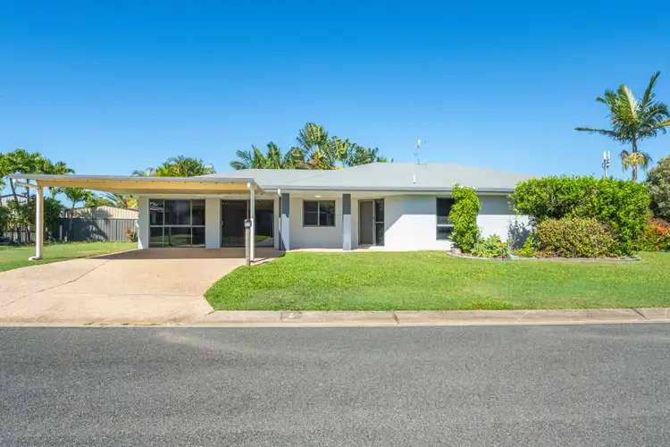 2 Shellcove Court, Blacks Beach QLD 4740