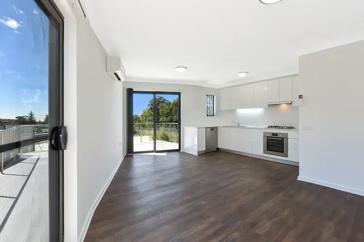 Second view of Homely apartment listing, 5/2-6a Great Western Highway, Leura NSW 2780