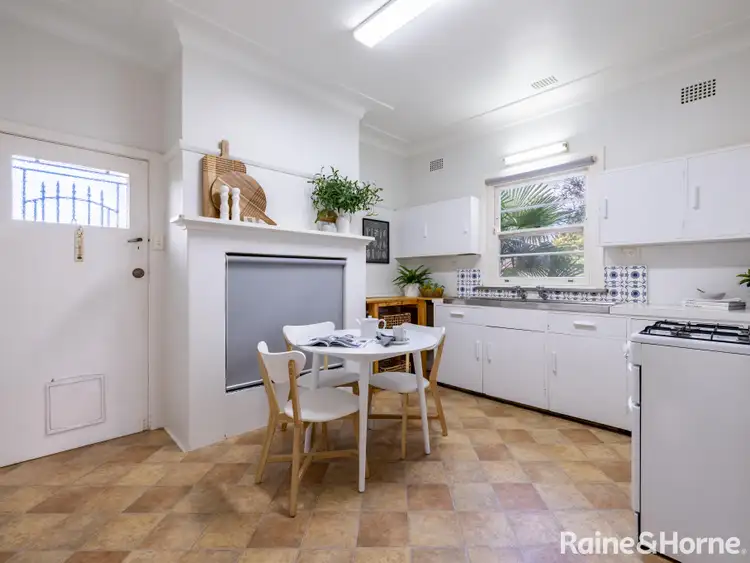 Fifth view of Homely house listing, 128 Mitre Street, Bathurst NSW 2795