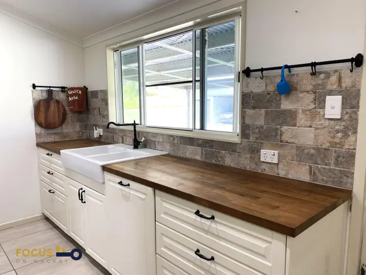 36 Horsburgh Road, Hay Point QLD 4740