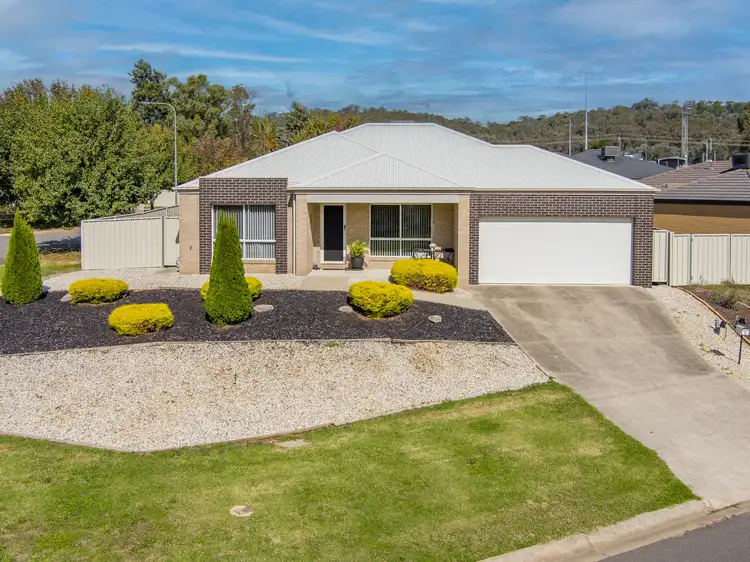 32 Cornwall Avenue, Hamilton Valley NSW 2641