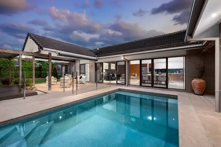 35 Yarra Road, Wakerley QLD 4154