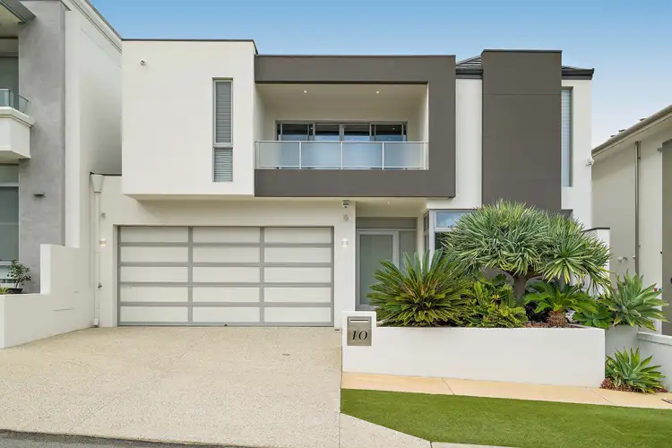 10 Devonshire Link, North Coogee WA 6163