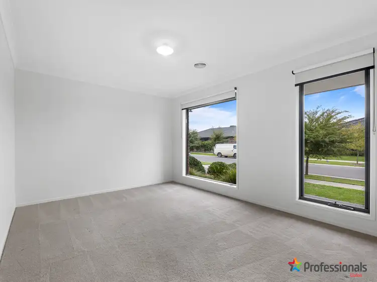 Second view of Homely house listing, 6 Abbey Road, Beveridge VIC 3753