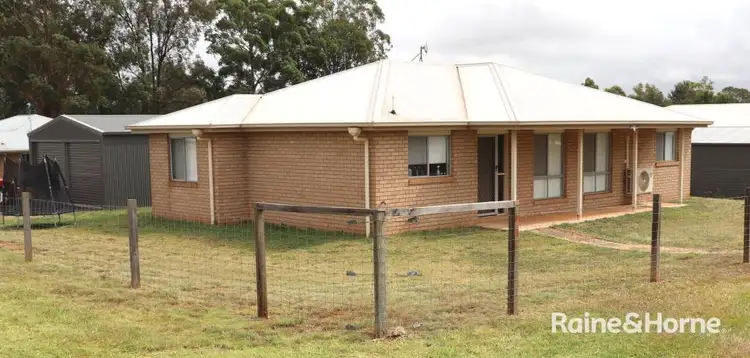 15 Duke Street, Memerambi QLD 4610
