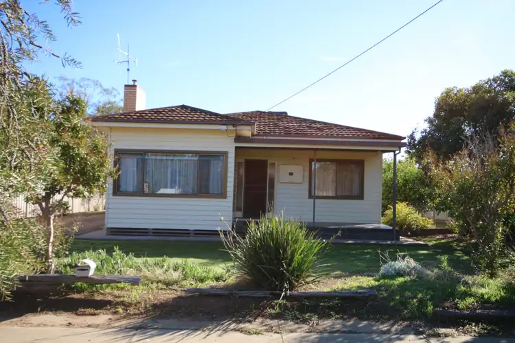 36 Dudley Street, Rochester VIC 3561