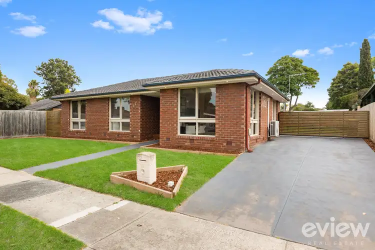 57 Dunsterville Crescent, Frankston VIC 3199