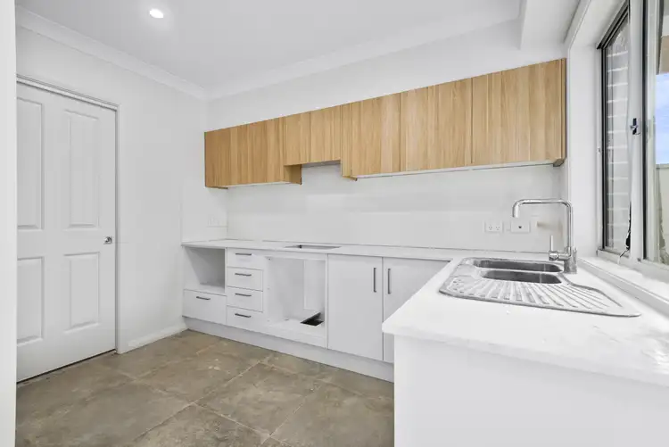 Fifth view of Homely townhouse listing, 2/32 Sydney Street, St Marys NSW 2760