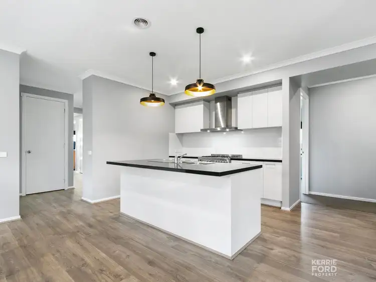 Fifth view of Homely house listing, 1 Rise Boulevard, Traralgon VIC 3844