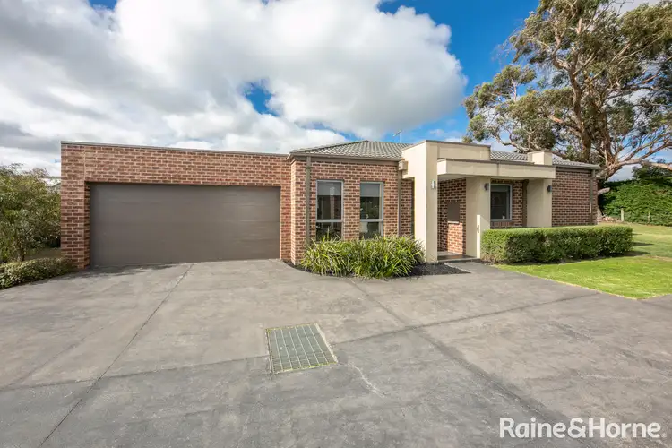 Second view of Homely unit listing, 2/7 Francis Crescent, Gisborne VIC 3437