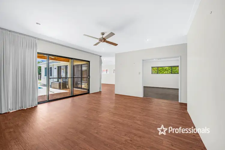 Seventh view of Homely house listing, 19 Coastside Crescent, Glenfield WA 6532