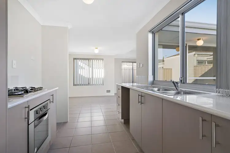 Fifth view of Homely house listing, 7/2 Positano Crescent, Yangebup WA 6164