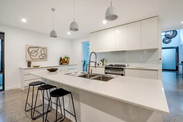 Fifth view of Homely house listing, 68 Evergreen Crescent, Craigieburn VIC 3064