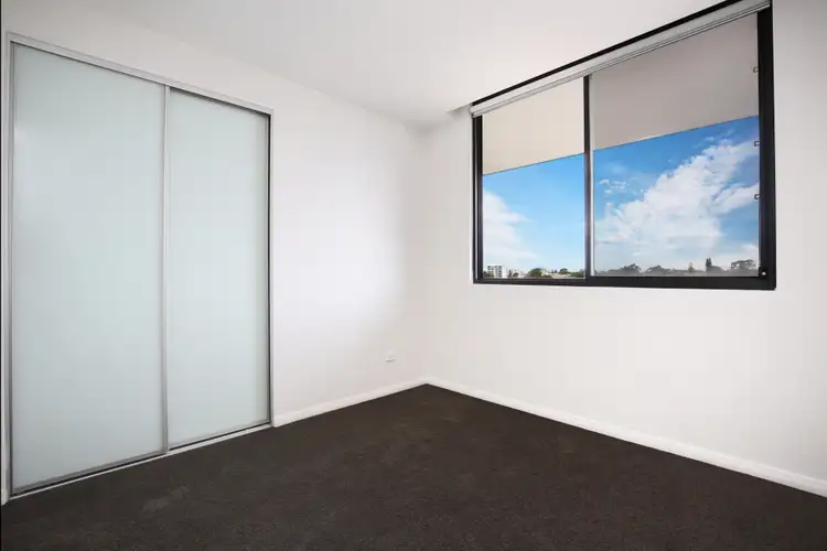 20-24 Kendall Street