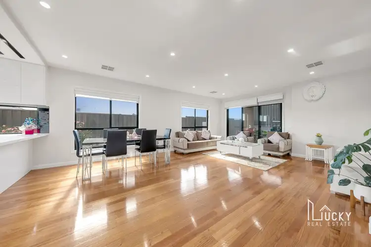 Fifth view of Homely house listing, 34 Pascal crescent, Kalkallo VIC 3064
