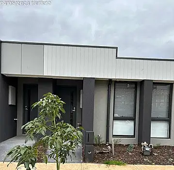 11 Hedgeley Avenue, Deanside VIC 3336