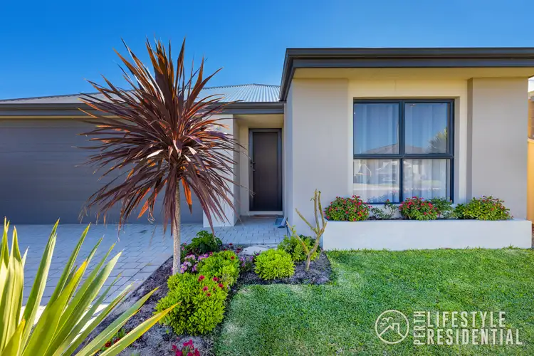 7 Thistle Way, Two Rocks WA 6037