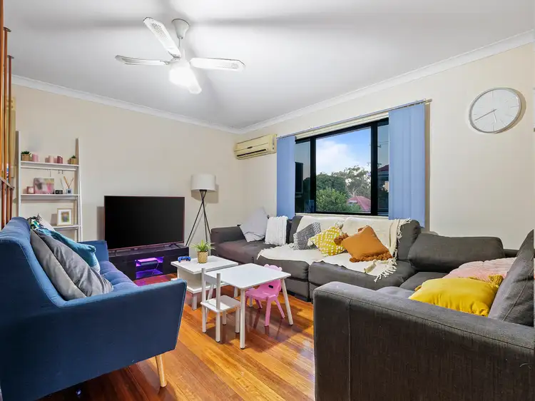 Second view of Homely house listing, 4 Octans Street, Inala QLD 4077