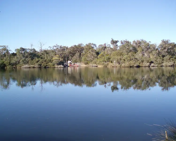 14 Hale Avenue, Molloy Island WA 6290