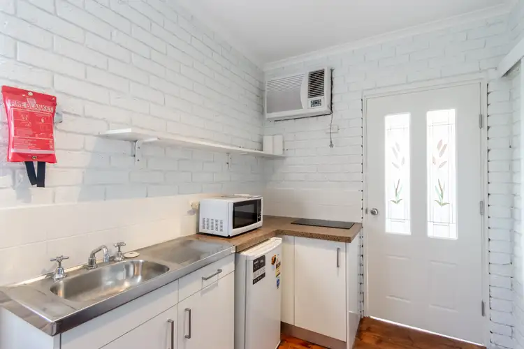 Third view of Homely apartment listing, 8 / 33 Gordon Road, Long Jetty NSW 2261