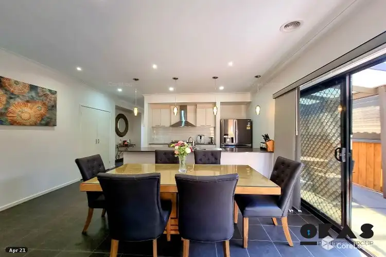 Fifth view of Homely house listing, 18 Swainson Close, Tarneit VIC 3029
