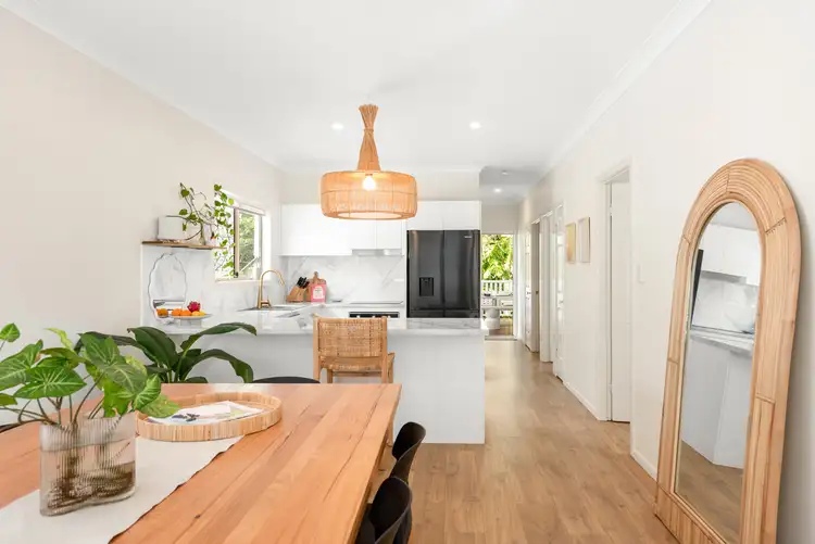 97 Armstrong Road, Cannon Hill QLD 4170