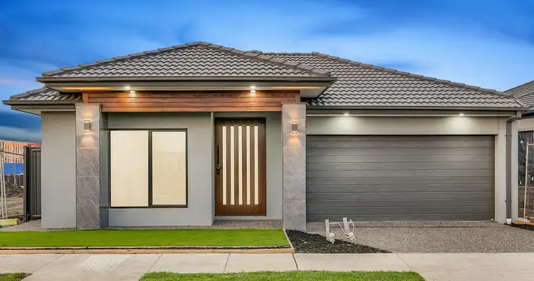 17 Brown Boulevard, Donnybrook VIC 3064