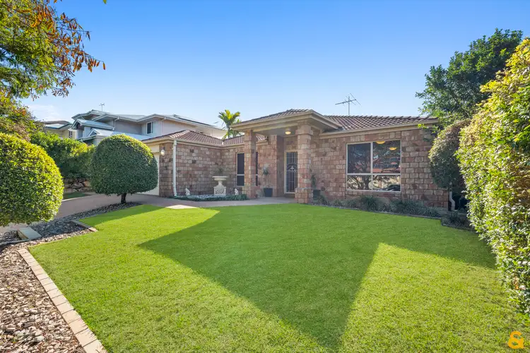 143 Petersen Street, Wynnum QLD 4178