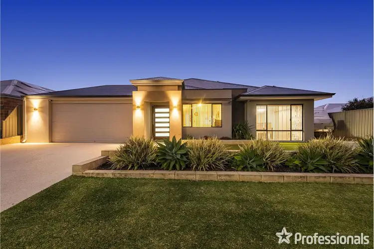 4 Richards Street, Byford WA 6122