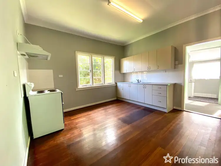 Sixth view of Homely house listing, 11 Island Avenue, Cunderdin WA 6407