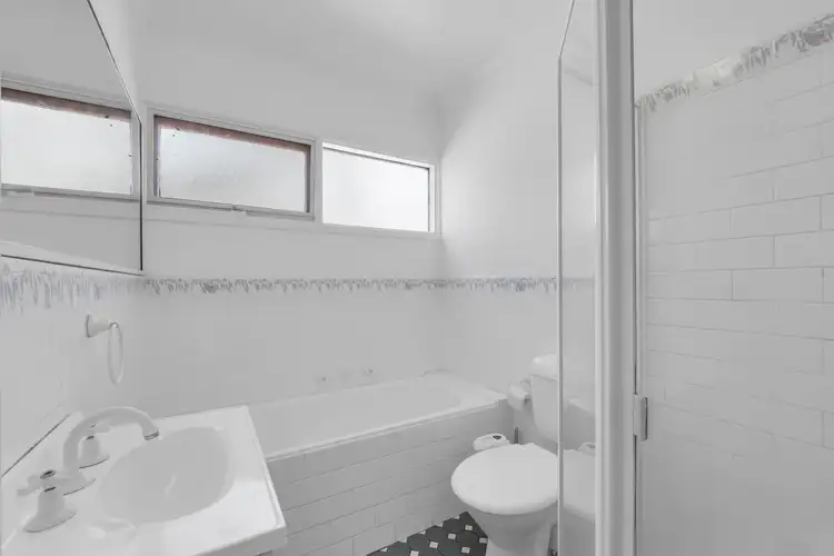 Sixth view of Homely villa listing, 4/1 Throsby Way, Ambarvale NSW 2560