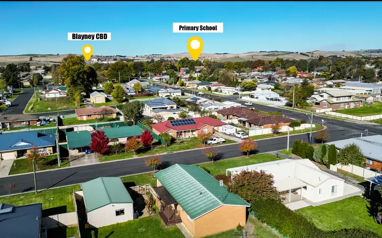 15 Raphael Street, Blayney NSW 2799