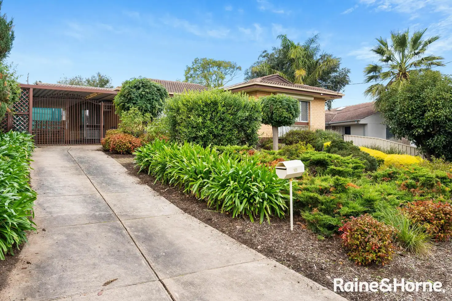 Main view of Homely house listing, 16 Parkview Rise, Hackham SA 5163