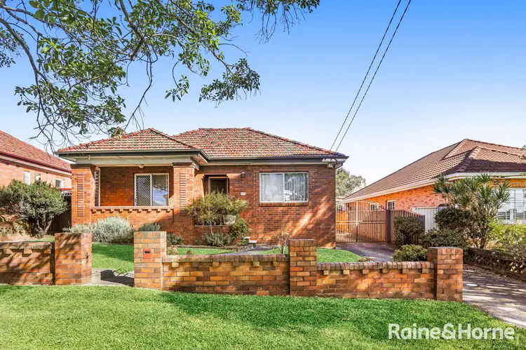 67 St Elmo Parade, Kingsgrove NSW 2208