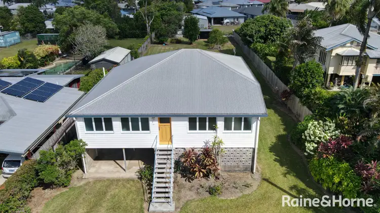 24 Johnston Road, Mossman QLD 4873