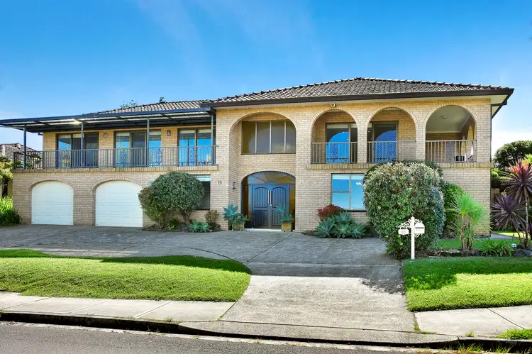 18 Cannons Parade, Forestville NSW 2087