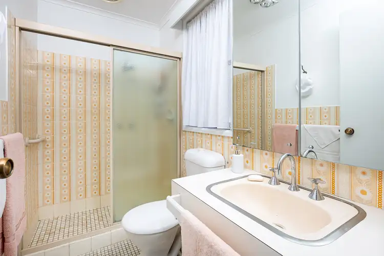 Fourth view of Homely house listing, 20 Ilex Street, Lake Albert NSW 2650