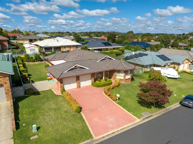 28 Olympic Drive, Orange NSW 2800