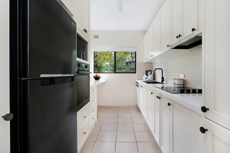 Third view of Homely apartment listing, 15/14-16 Woolcott St, Waverton NSW 2060