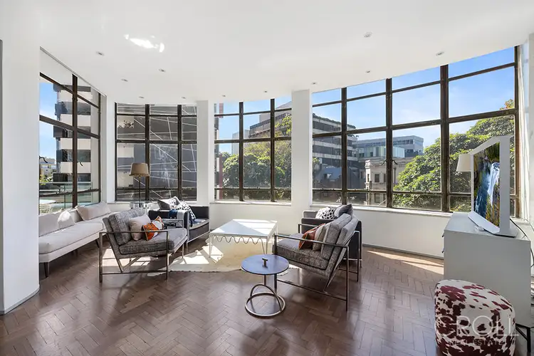 202/437-439 Bourke St