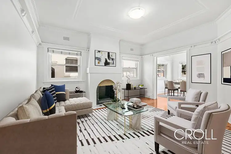 1/23 Barry Street