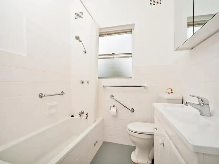 Fifth view of Homely apartment listing, 17/8 Rangers Road, Cremorne NSW 2090