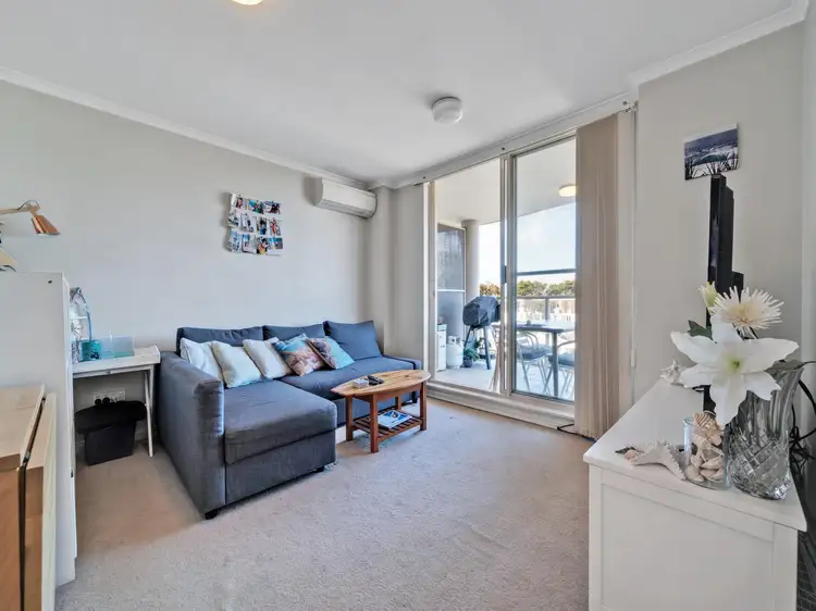 502/450 Military Road