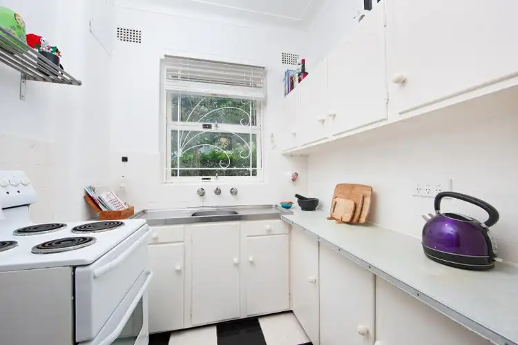 Third view of Homely apartment listing, 3/174a Kurraba Road, Neutral Bay NSW 2089