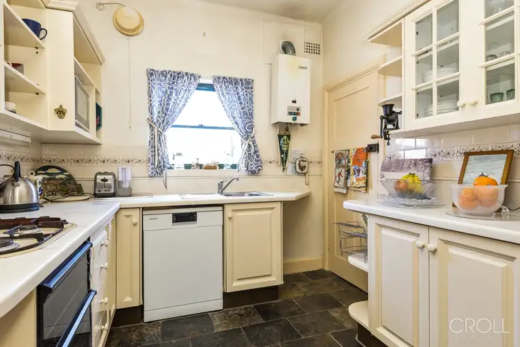 Fifth view of Homely apartment listing, 4/9 Kareela Road, Cremorne Point NSW 2090